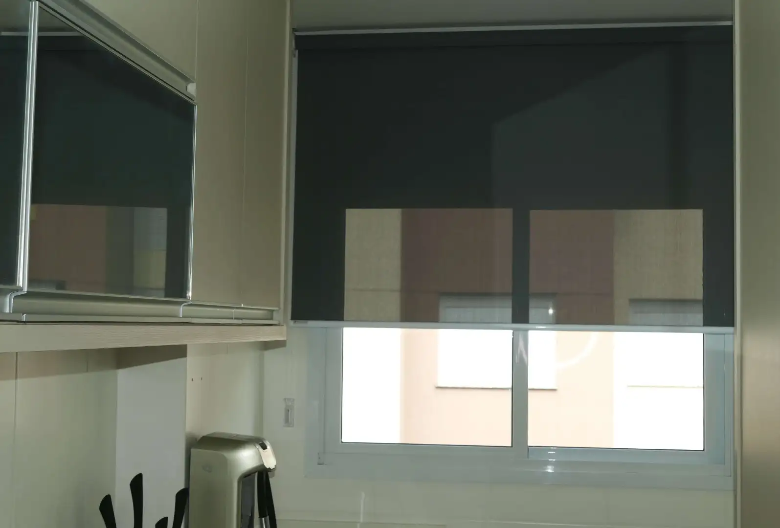 Persiana Rolô Tela Solar 5% Grafite