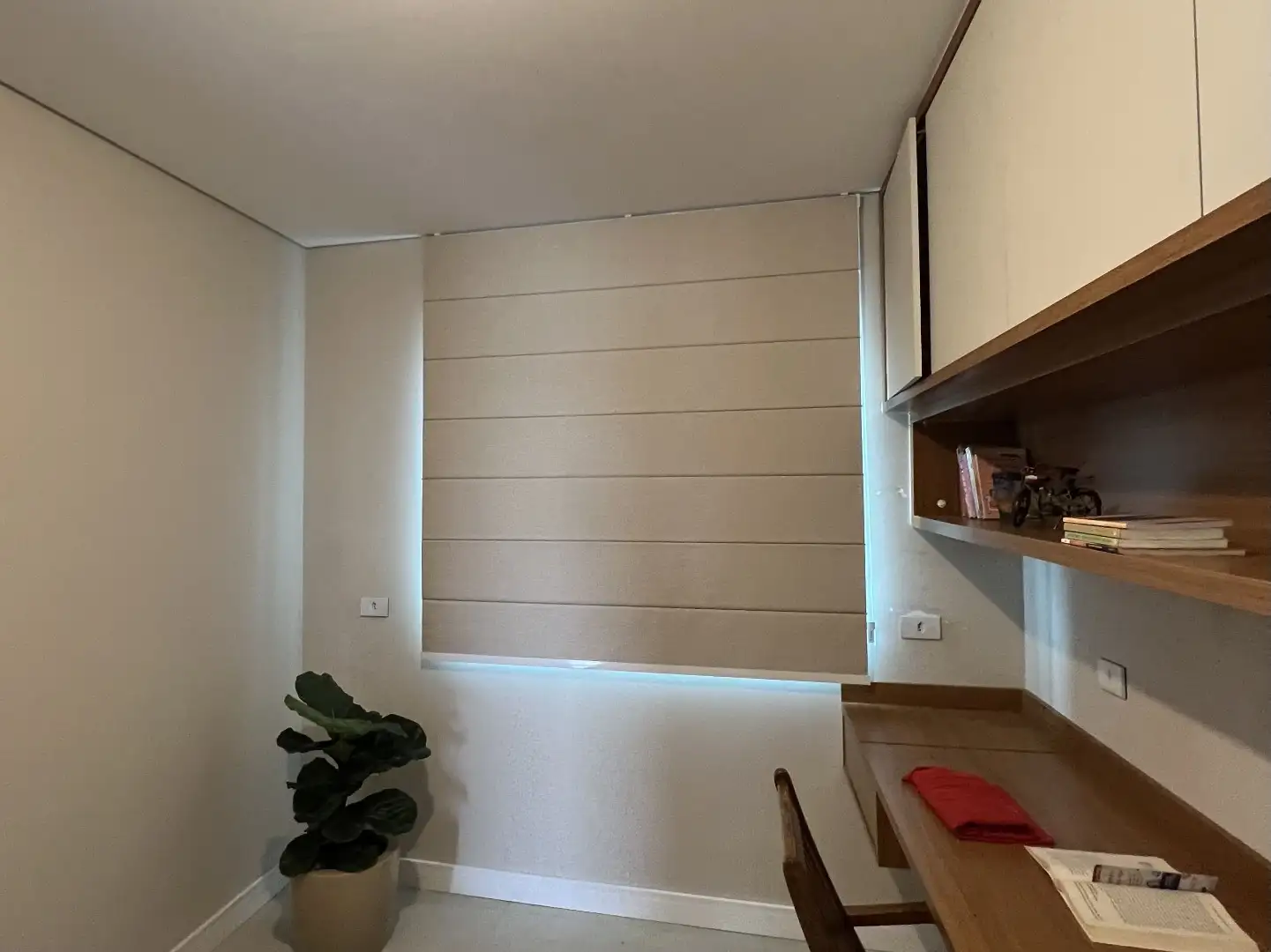 Persiana Romana Blackout Nápoles Bege