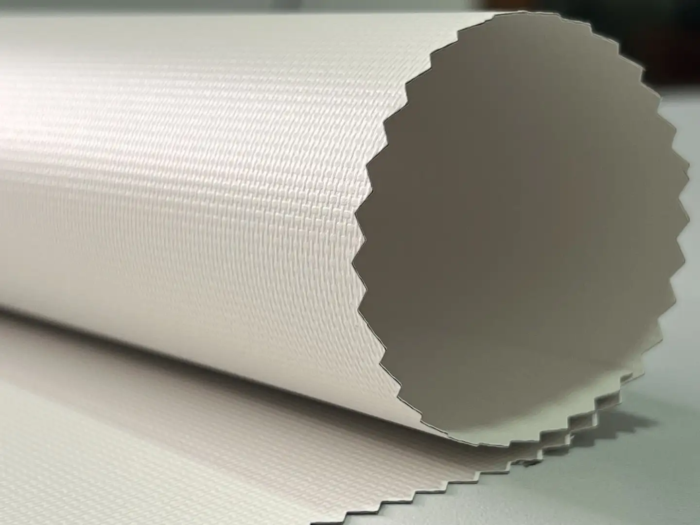 Persiana Rolô Blackout Pinpoint Off White