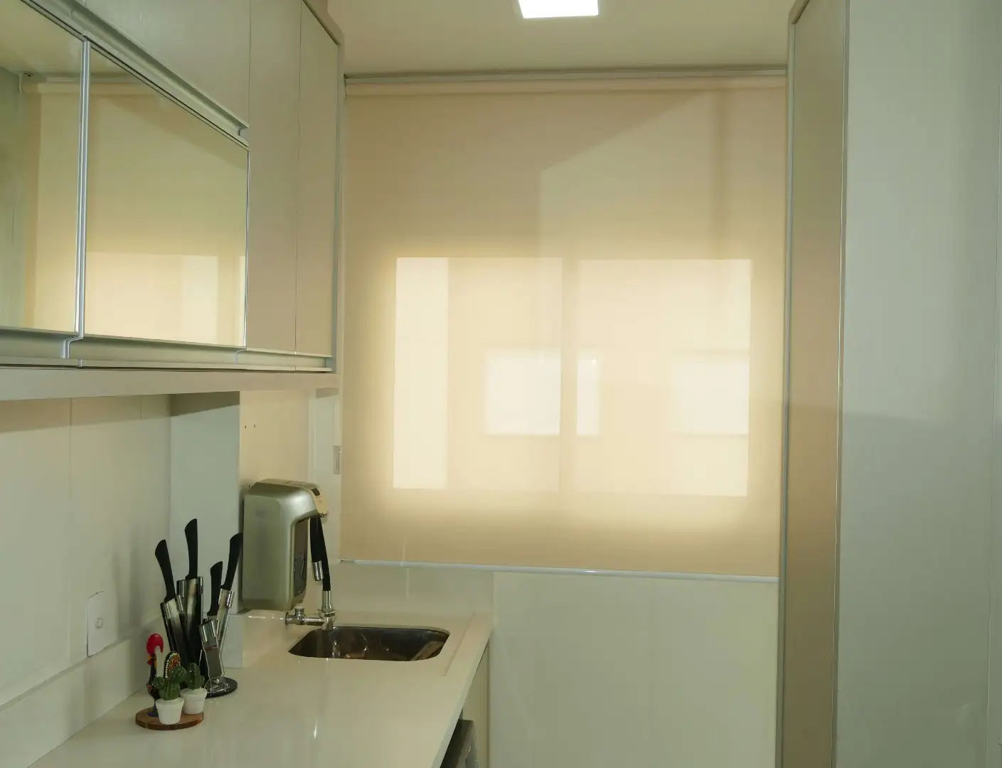 Persiana Rolô Tela Solar 5% Off White