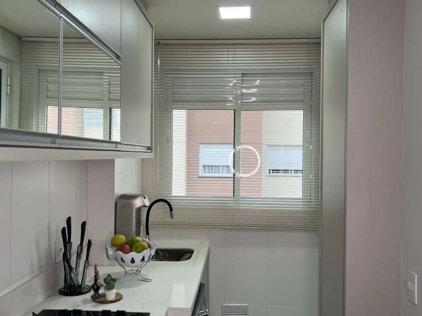 Persiana Horizontal Alumínio 25mm Bege