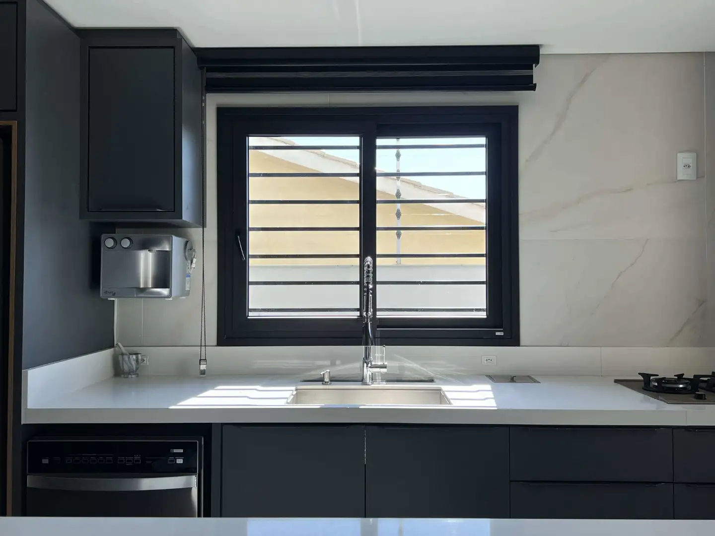 Persiana Double Vision Translúcida Preto