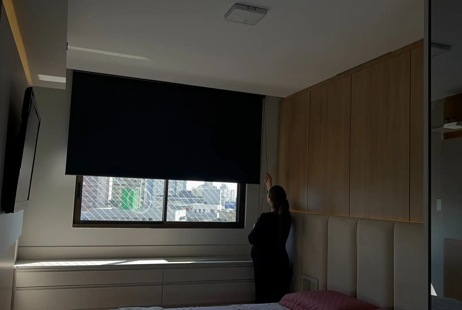 Persiana Rolô Blackout Pinpoint Preto